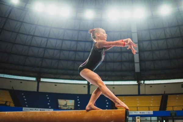 肖若腾全运会体操全能决赛终封王 三十岁老将宝刀不老再创新巅峰